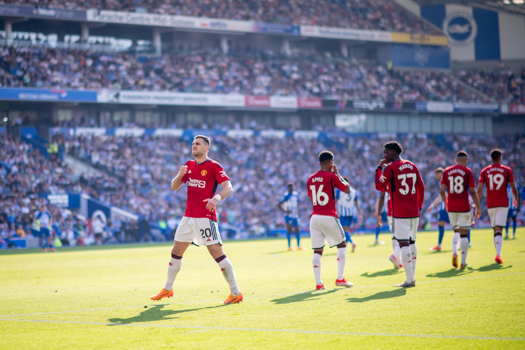 他能够在压 他能够在压